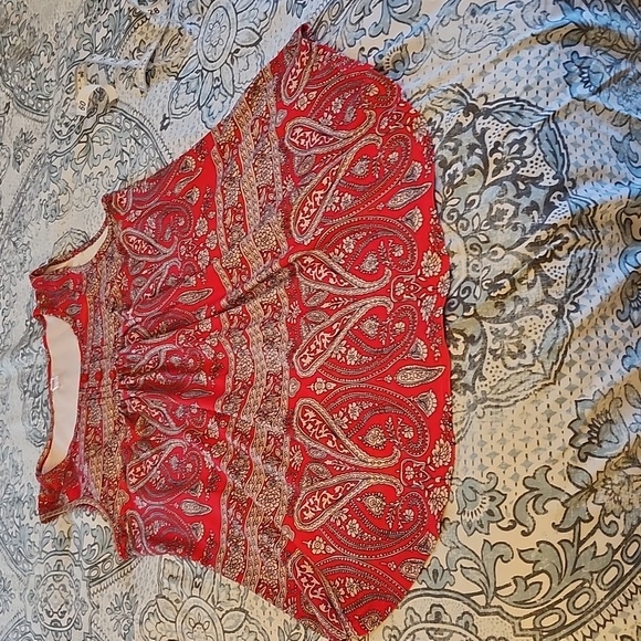Women's HALIFE Red Paisley print    tank top size small. - Picture 7 of 7